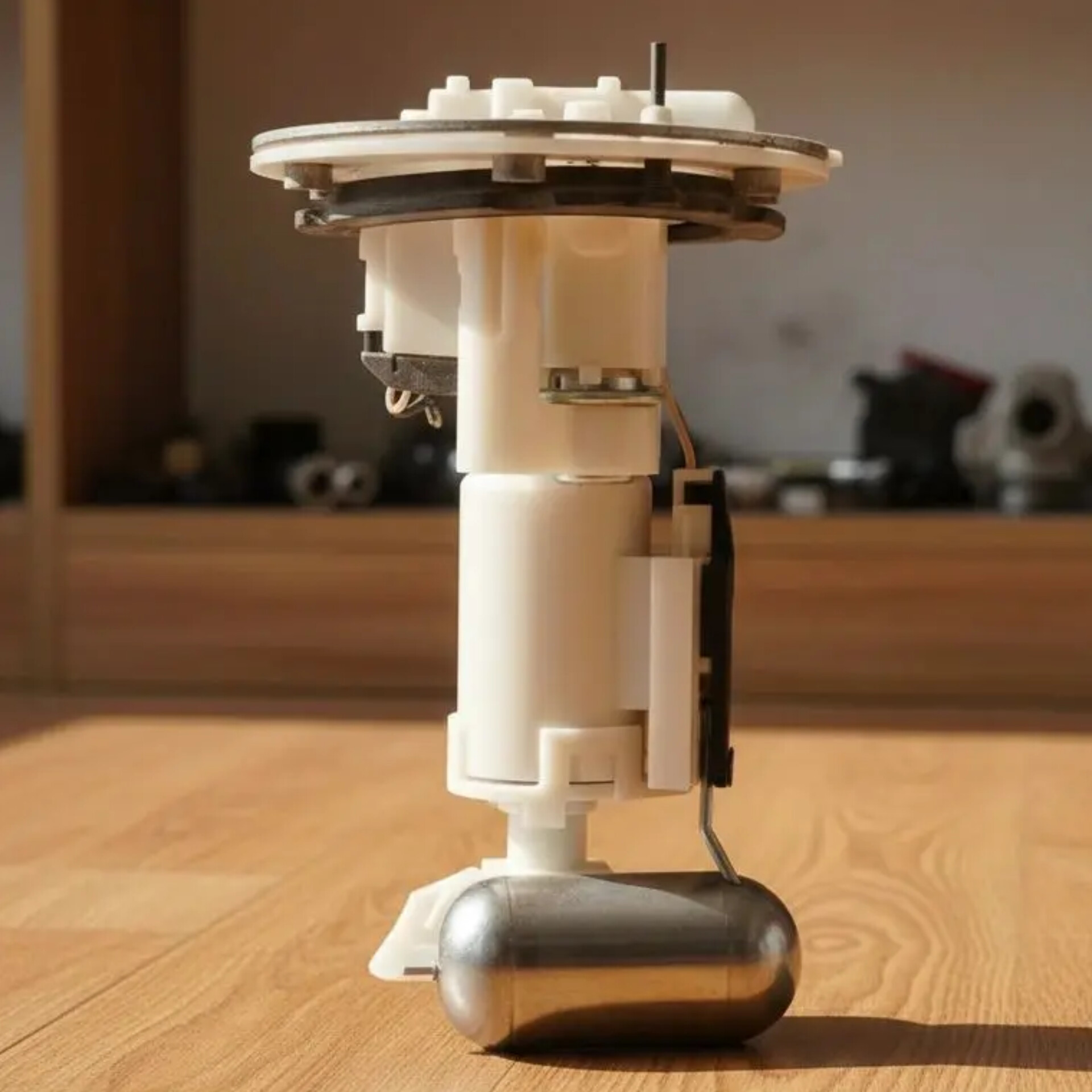 پمپ بنزین وکس