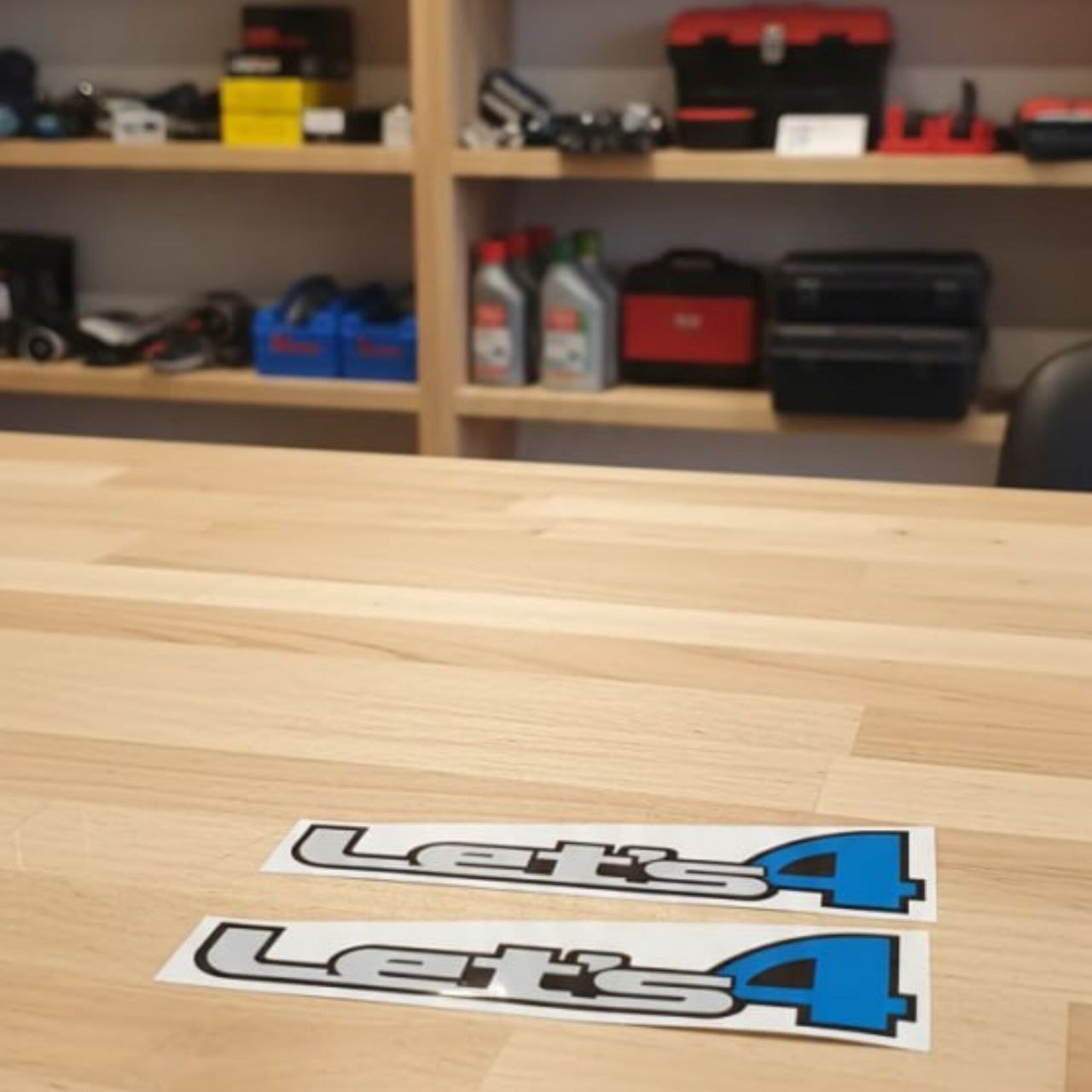 برچسب سوزوکی لتس 4